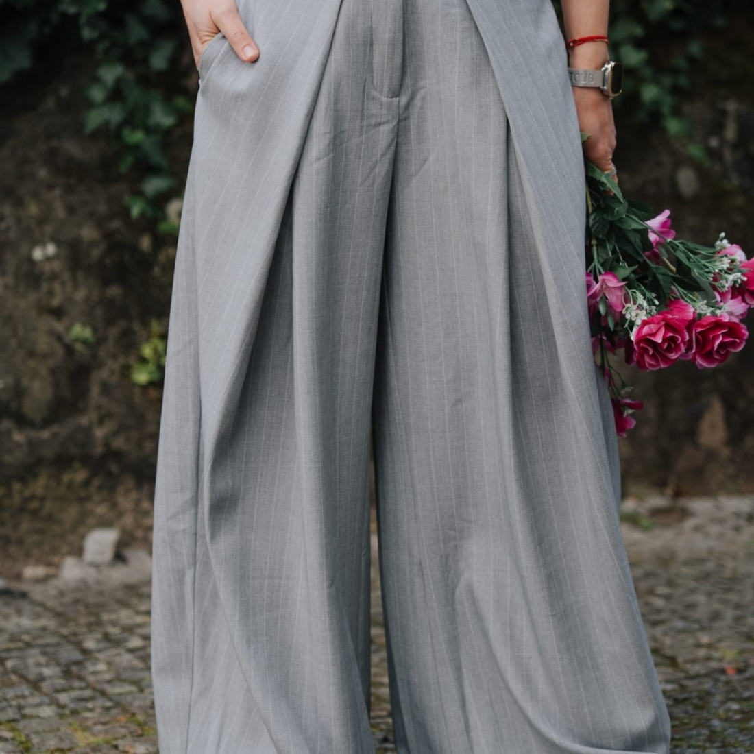 Calça larga da Mochy