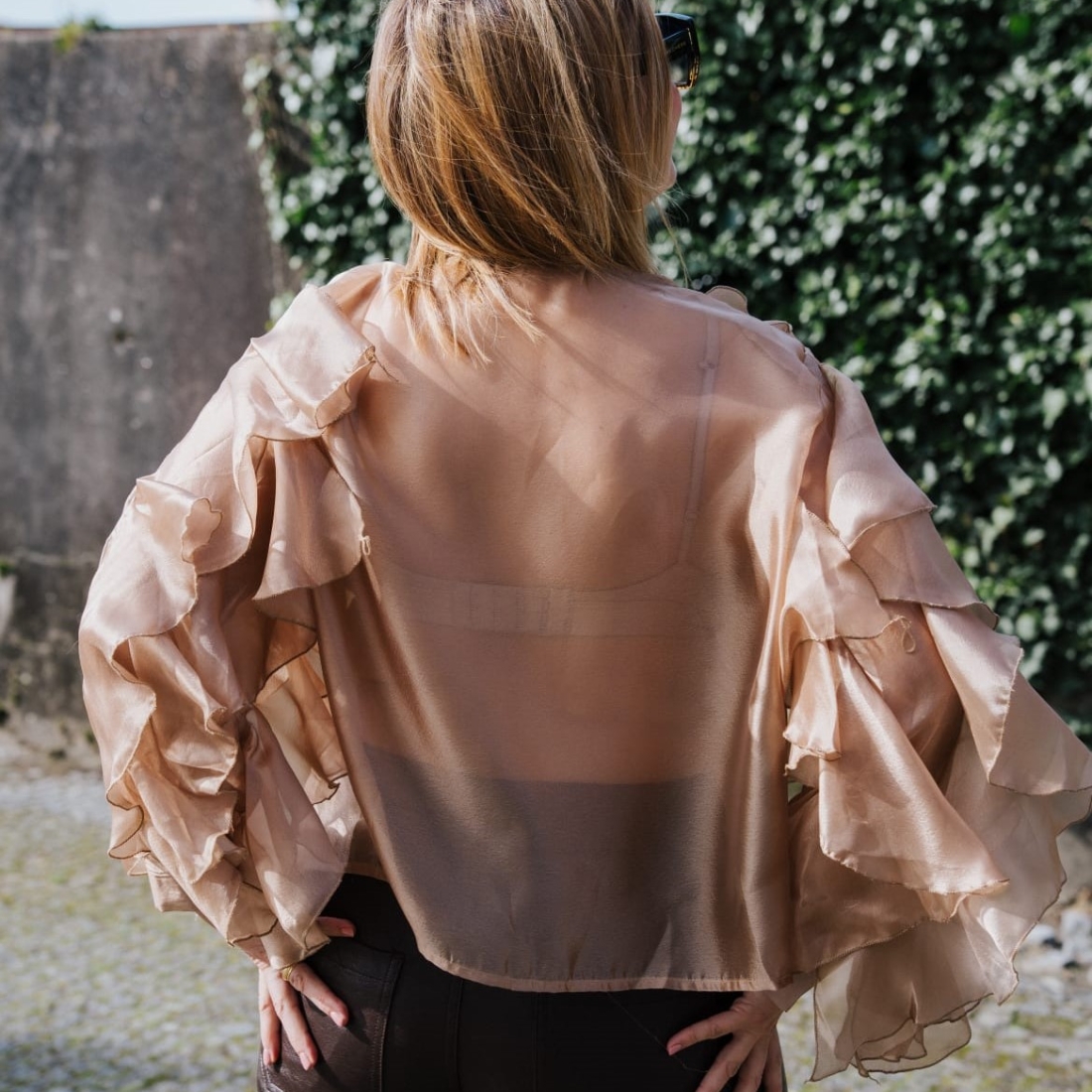 Blusa com transparência